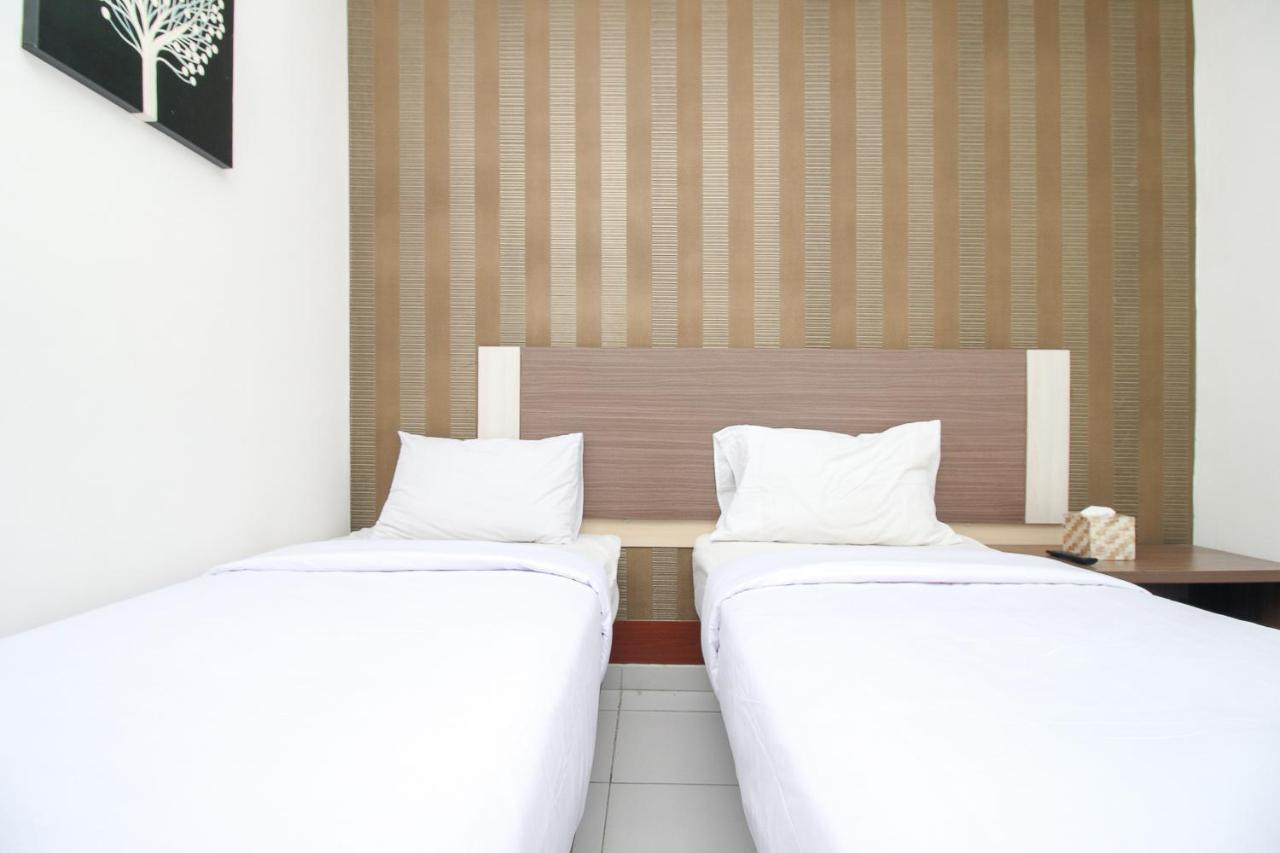 Smarthomm Inn Bandara Parungkuda Экстерьер фото